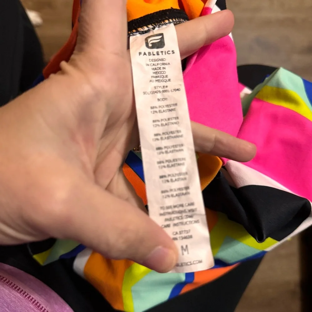 Fabletics Define PowerHold® Mid-Rise Capris - Picture 6 of 6